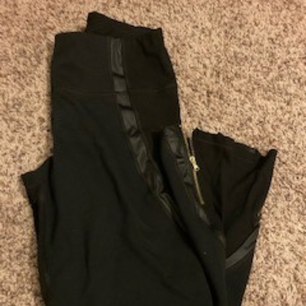 Old Navy - Black Leggings - Medium Tall